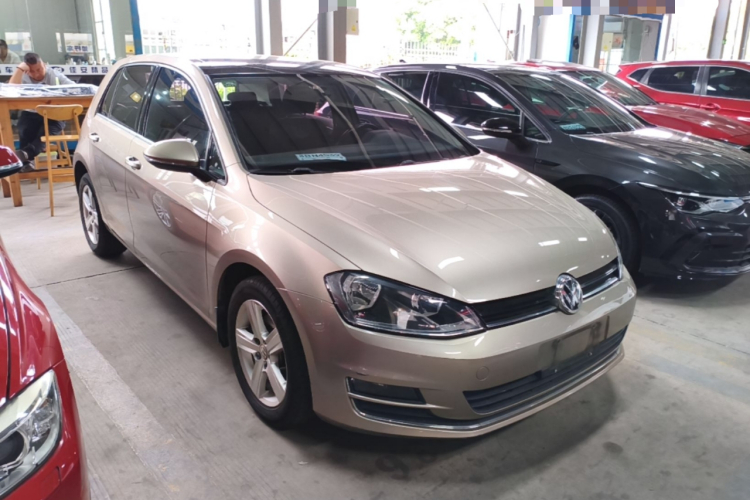 Volkswagen Golf 2016 car image #4