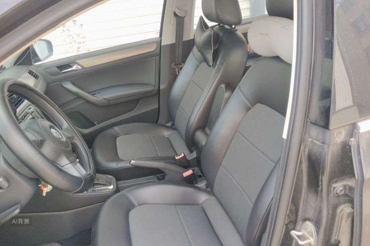 Volkswagen Santana 2015 car image #17