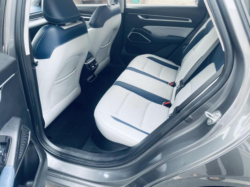 GEELY Emgrand 2021 #10 GEELY Emgrand 2021 car image #10