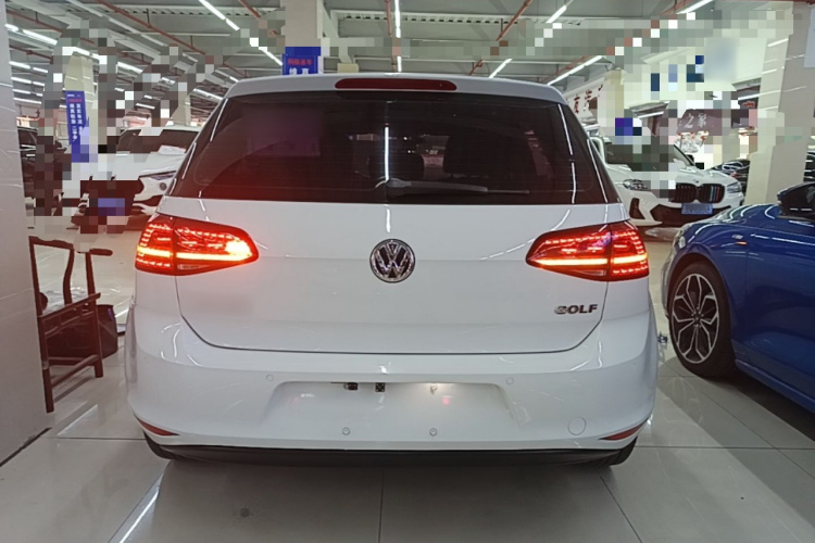 Volkswagen Golf 2016 car image #4
