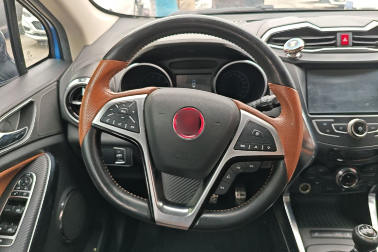 BYD Yuan 2017 #11 BYD Yuan 2017 car image #11