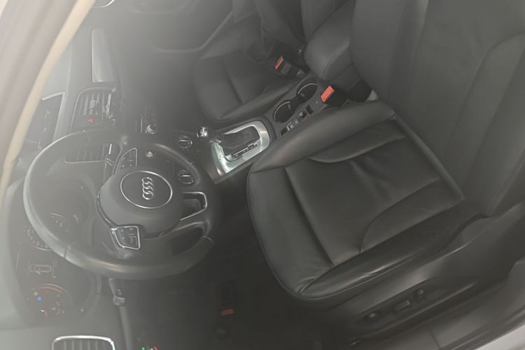 Audi Q3 2014 car image #15