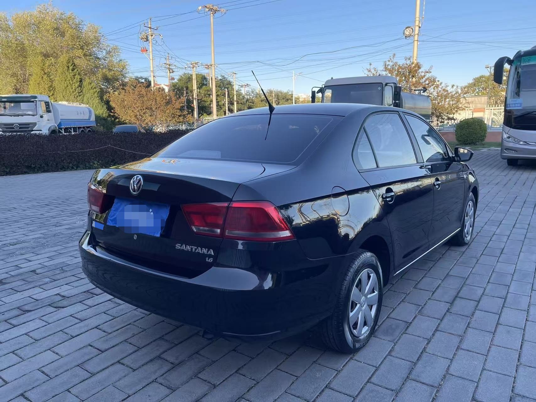 Volkswagen Santana 2014 car image #6