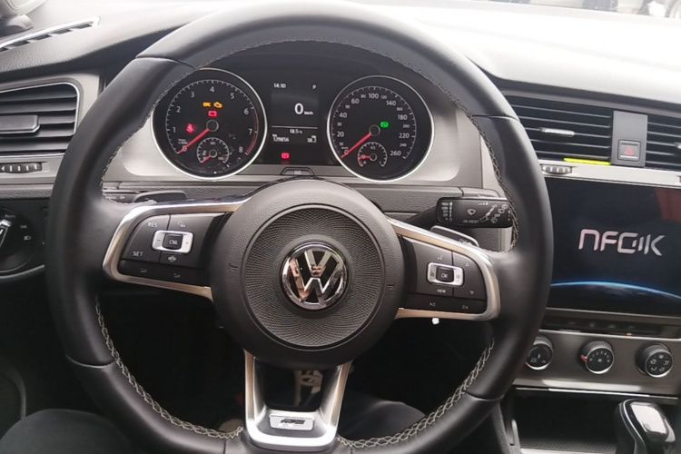Volkswagen Golf 2015 #16 Volkswagen Golf 2015 car image #16