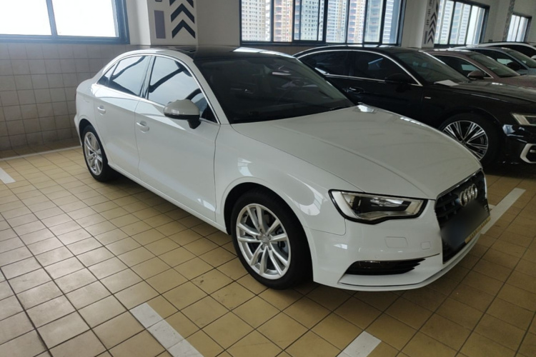 Audi A3 2016 car image #4