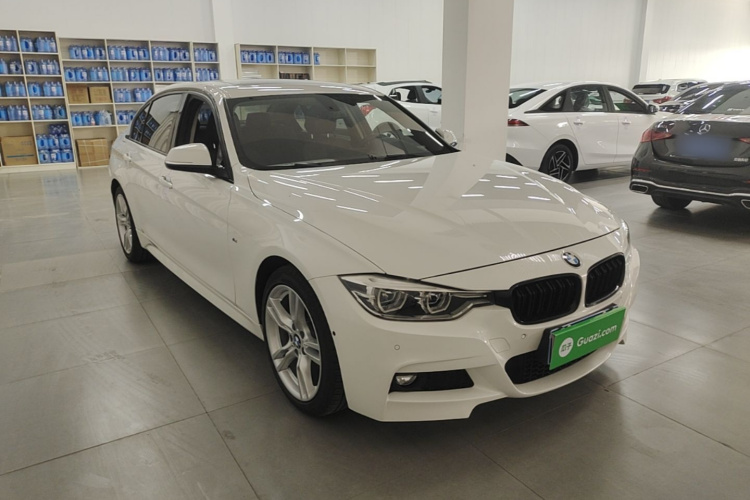 BMW 3 Series 2018 #4 BMW 3 Series 2018 car image #4