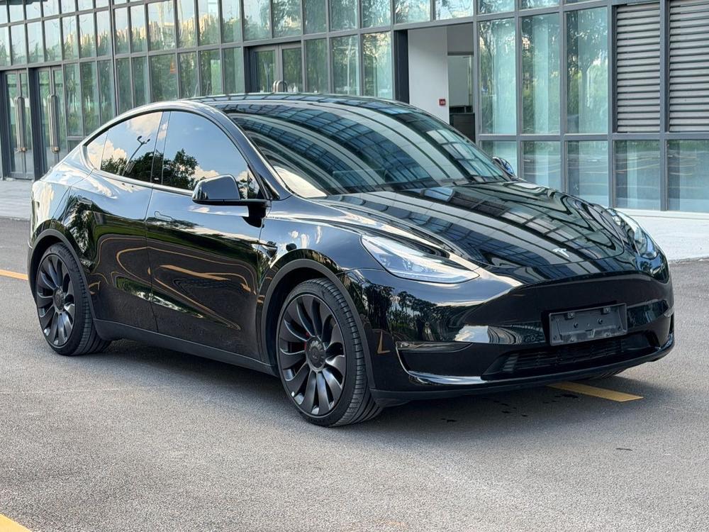 Tesla Model Y 2023 #3 Tesla Model Y 2023 изображение автомобиля #3