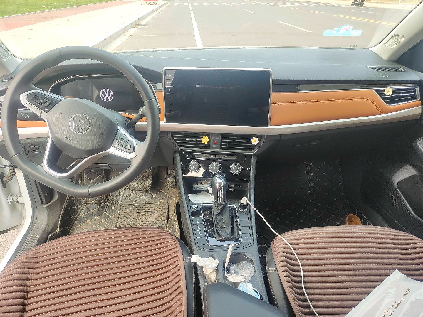 2023 immagine di auto #4