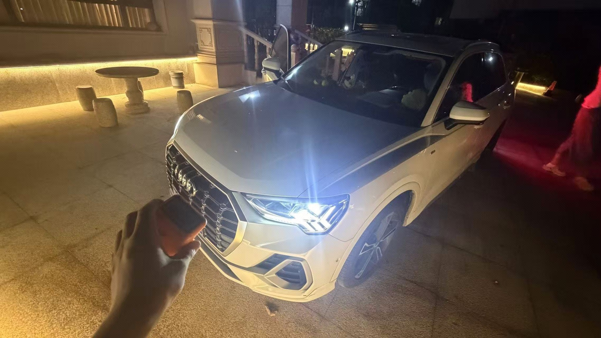 Audi Q3 2021 car image 