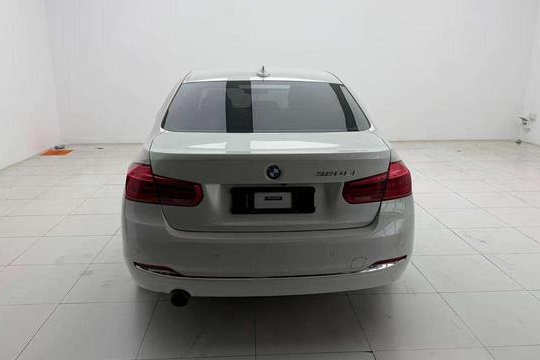 BMW 3 Series 2015 immagine di auto #5