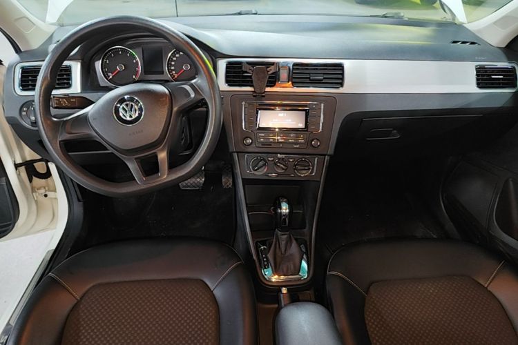 Volkswagen Santana 2015 #13 Volkswagen Santana 2015 car image #13
