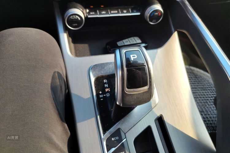 GEELY Coolray 2019 #16 GEELY Coolray 2019 immagine di auto #16