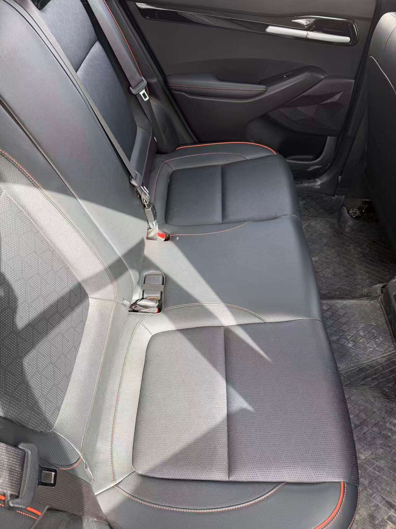 Kia Seltos 2025 immagine di auto #7