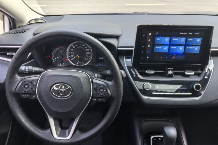 Toyota Corolla 2020 car image #14