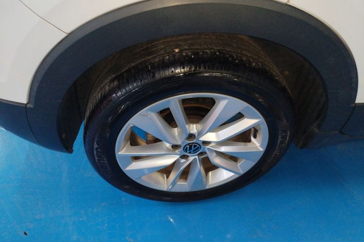 Volkswagen T-Cross 2021 immagine di auto #10