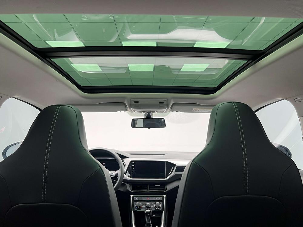 Volkswagen T-Cross 2023 #18 Volkswagen T-Cross 2023 car image #18