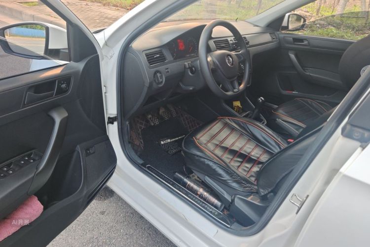Volkswagen Santana 2019 car image #18