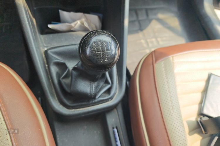 Volkswagen Santana 2018 car image #16