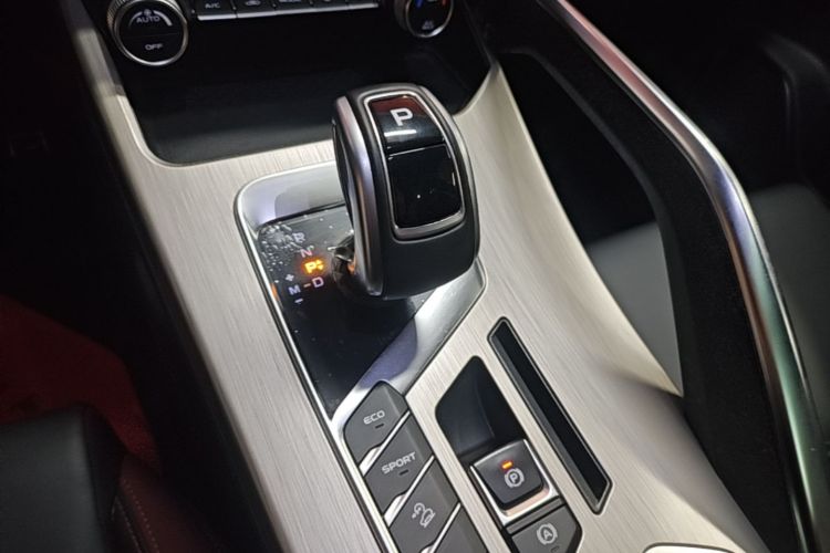 GEELY Coolray 2018 #18 GEELY Coolray 2018 car image #18