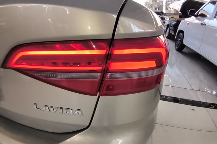 Volkswagen Lavida 2020 #8 Volkswagen Lavida 2020 car image #8