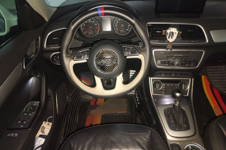 Audi Q3 2018 car image #12