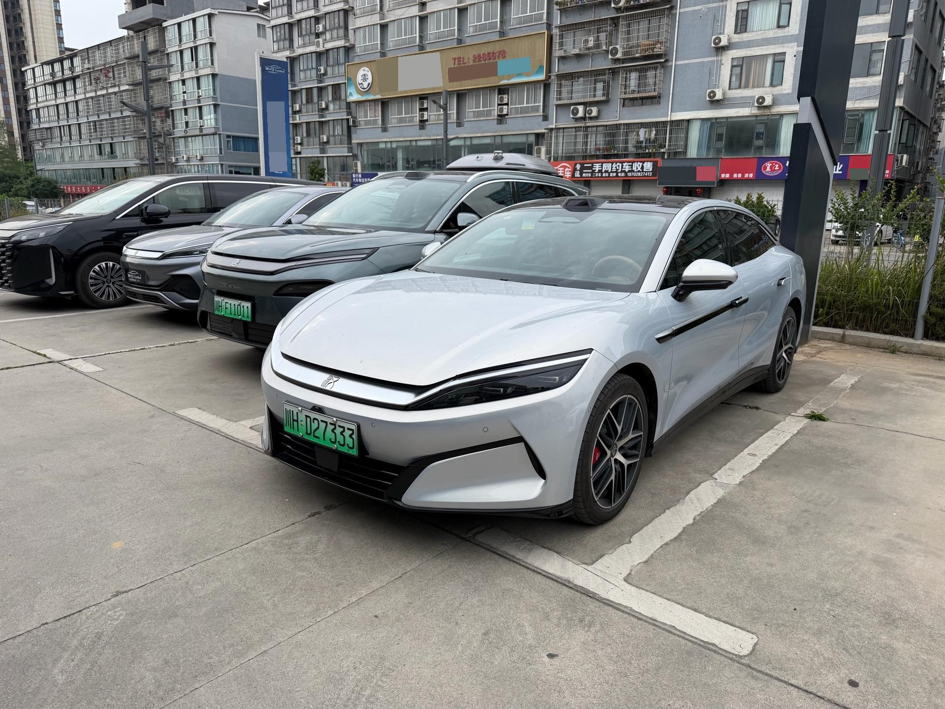 BYD HanL 2025 car image 