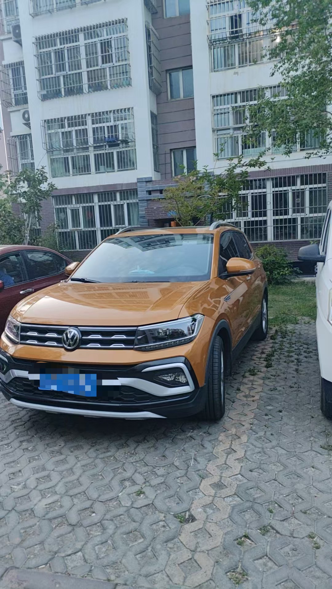Volkswagen T-Cross 2020 car image 