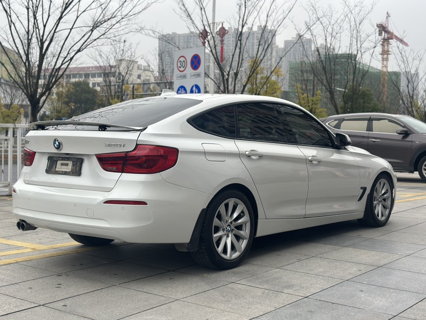 BMW 3 Series GT 2018 #9 BMW 3 Series GT 2018 car image #9