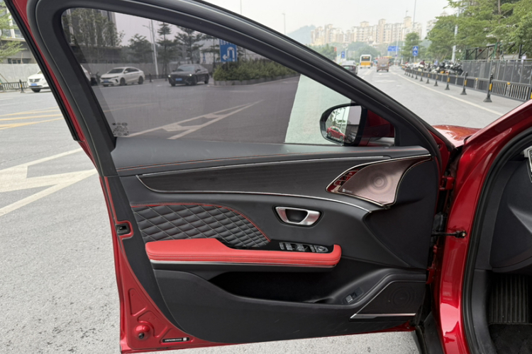 BYD Han 2021 #15 BYD Han 2021 car image #15
