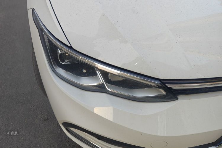 Volkswagen Golf 2023 car image #8