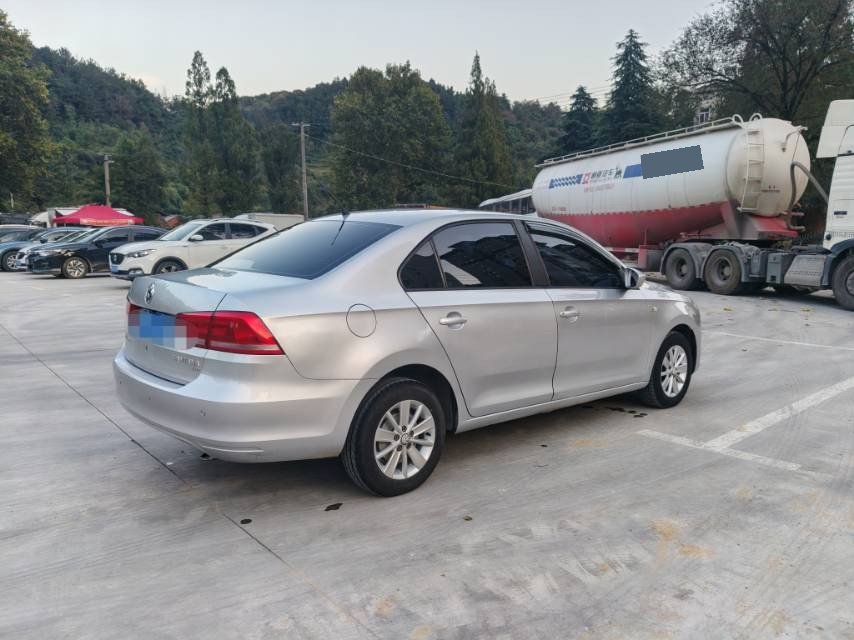 Volkswagen Santana 2016 car image #6