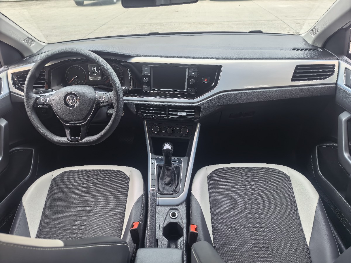Volkswagen Polo 2020 car image #6