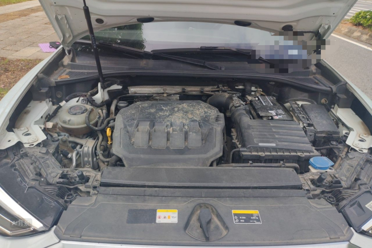 Audi Q3 2021 car image #22