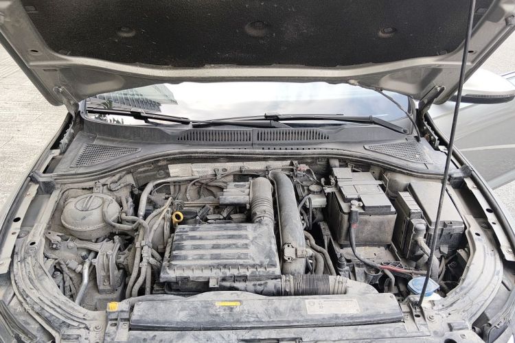 Volkswagen Lavida 2019 car image #22