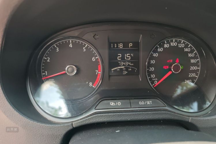 Volkswagen Polo 2017 car image #14