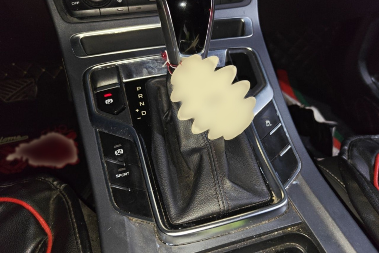 GEELY Emgrand 2019 #18 GEELY Emgrand 2019 car image #18