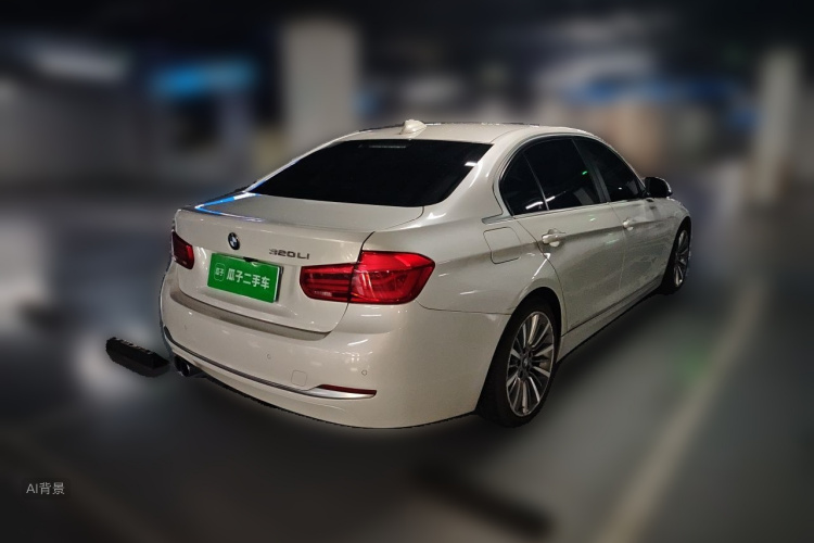 BMW 3 Series 2019 car image #7