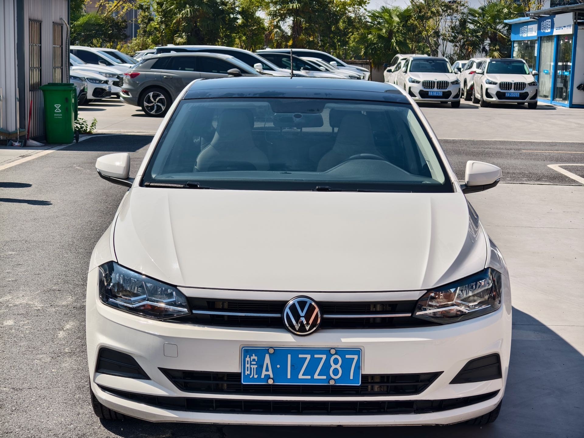Volkswagen Polo 2021 car image #2