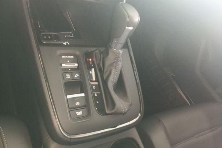 Honda CR-V 2023 car image #18
