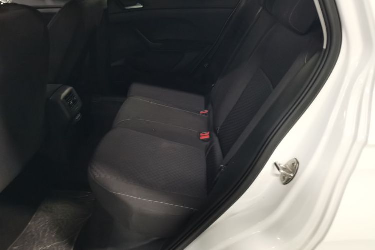 Volkswagen Tacqua 2020 car image #17