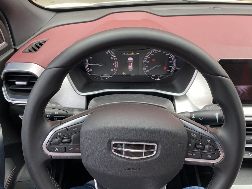 GEELY Coolray 2021 image de voiture #6