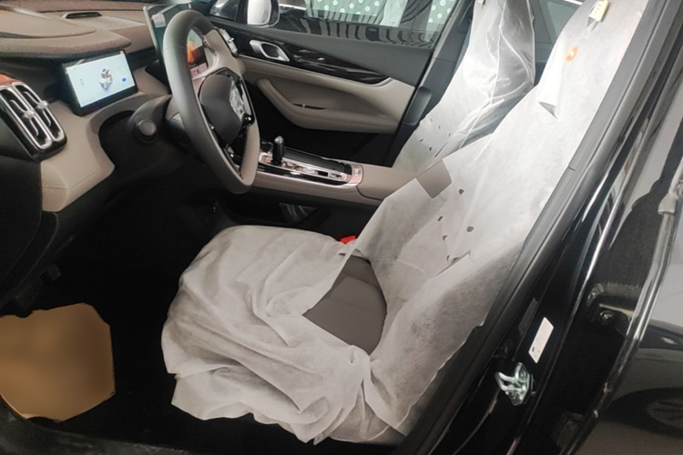 GEELY Boyue L 2026 #15 GEELY Boyue L 2026 imagen de coche #15