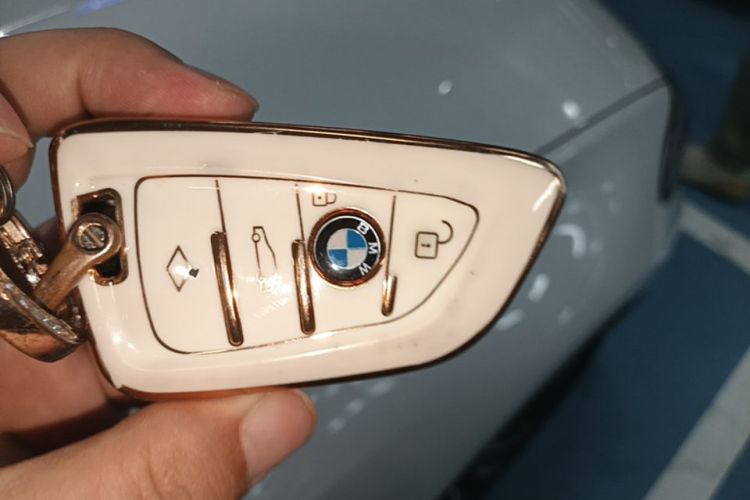 BMW 3 Series 2021 #14 BMW 3 Series 2021 car image #14