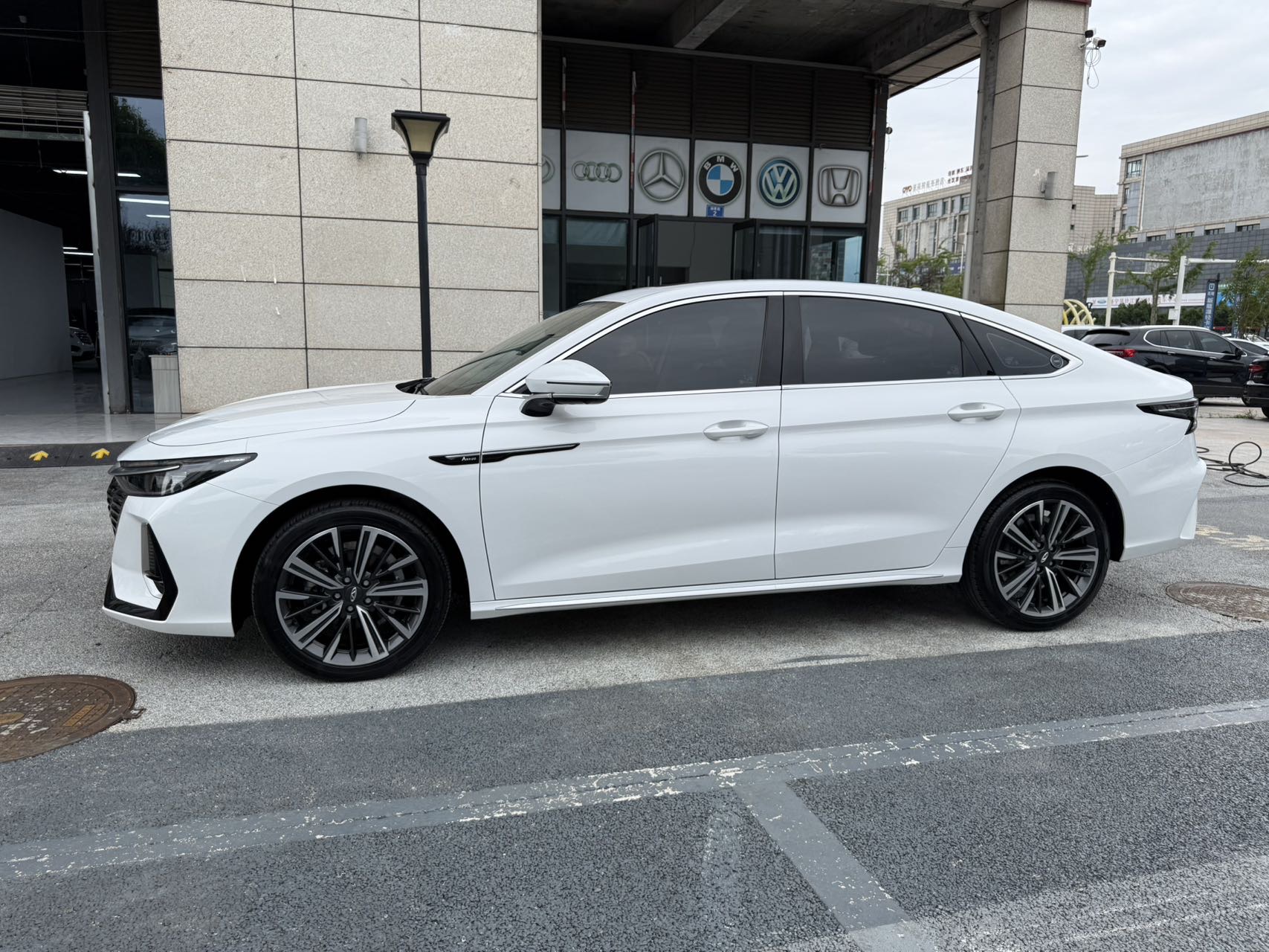 Chery Arrizo 8 2024 #3 Chery Arrizo 8 2024 car image #3