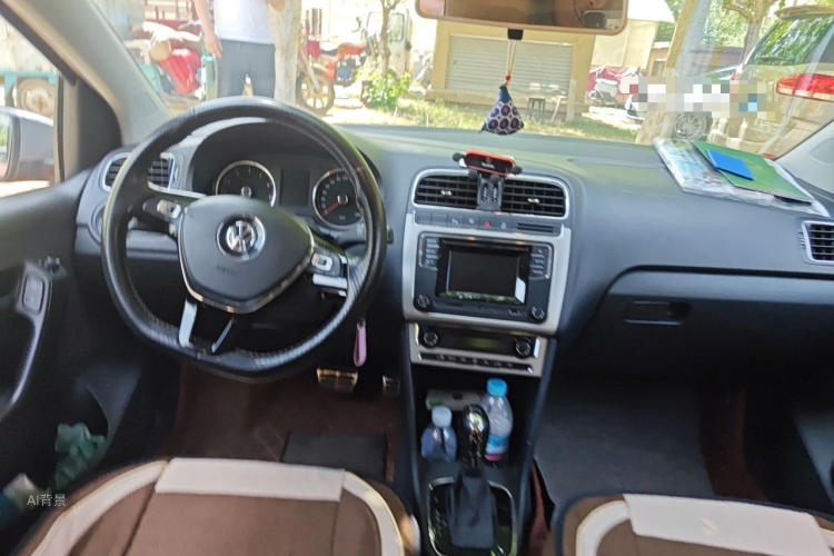 Volkswagen Polo 2015 #11 Volkswagen Polo 2015 car image #11