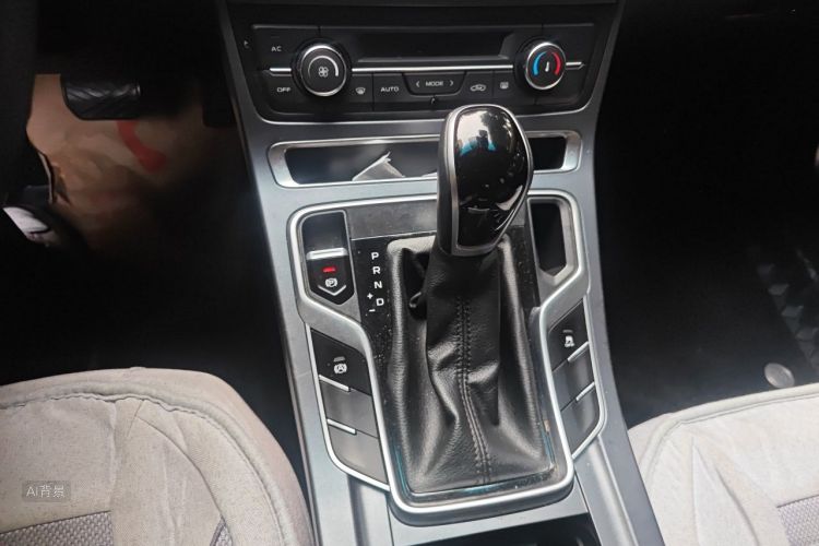 GEELY Emgrand 2018 #16 GEELY Emgrand 2018 car image #16