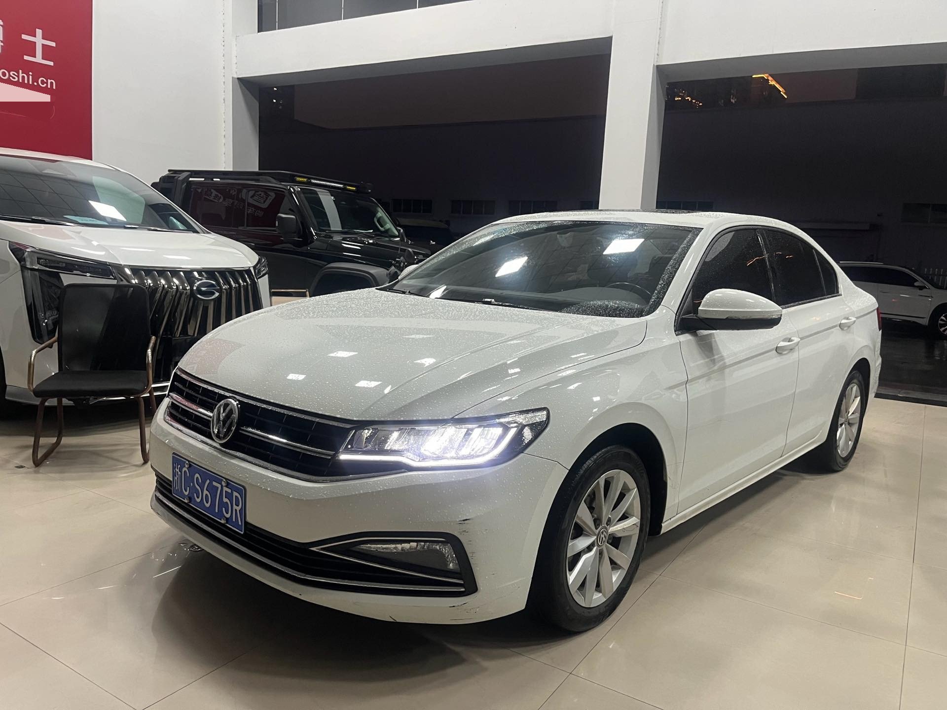 Volkswagen Bora 2019 car image 