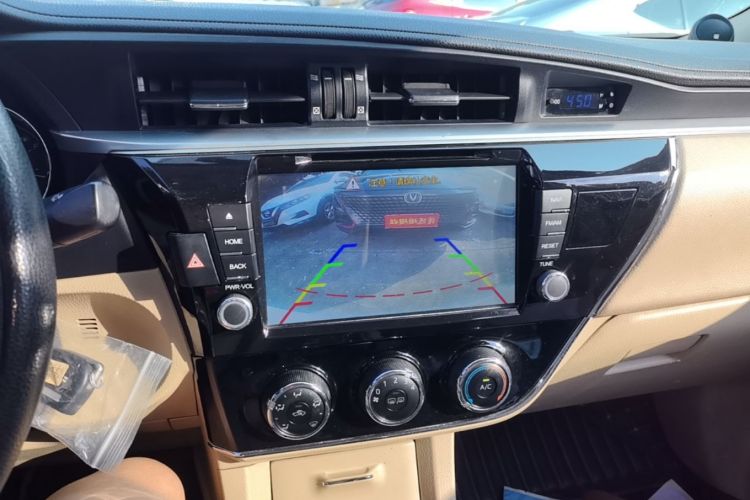 2016 immagine di auto #13