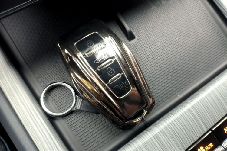GEELY Boyue L 2024 #9 GEELY Boyue L 2024 imagen de coche #9