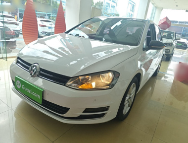 Volkswagen Golf 2017 Volkswagen Golf 2017 car image
